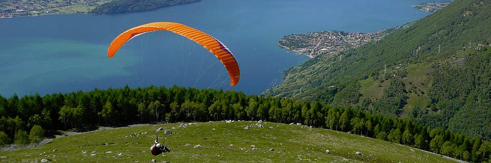 parapendio lago di como